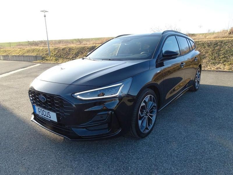 Gebraucht Ford Focus ST-Line X 155 PS (114 kW) 2025 Agate black Kombi