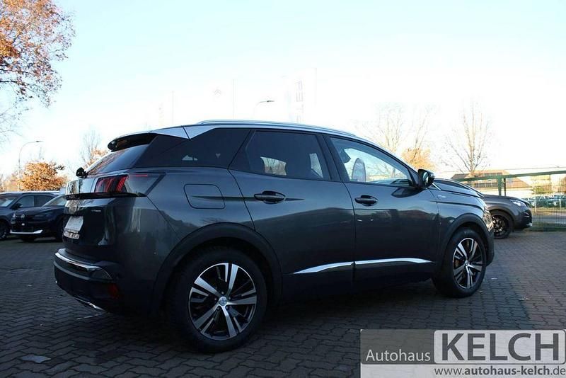 Gebraucht Peugeot 3008 181 PS (133 kW) 2022 Platinium grau (metallic) SUV