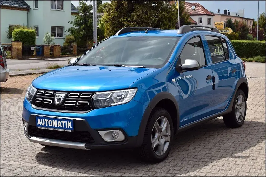 Gebraucht Dacia Sandero Prestige 90 PS (66 kW) 2017 Blau SUV