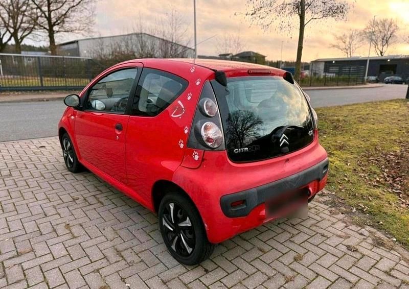 Second-hand Citroën C1 68 CP (50 kW) 2007 Roșu Hatchback