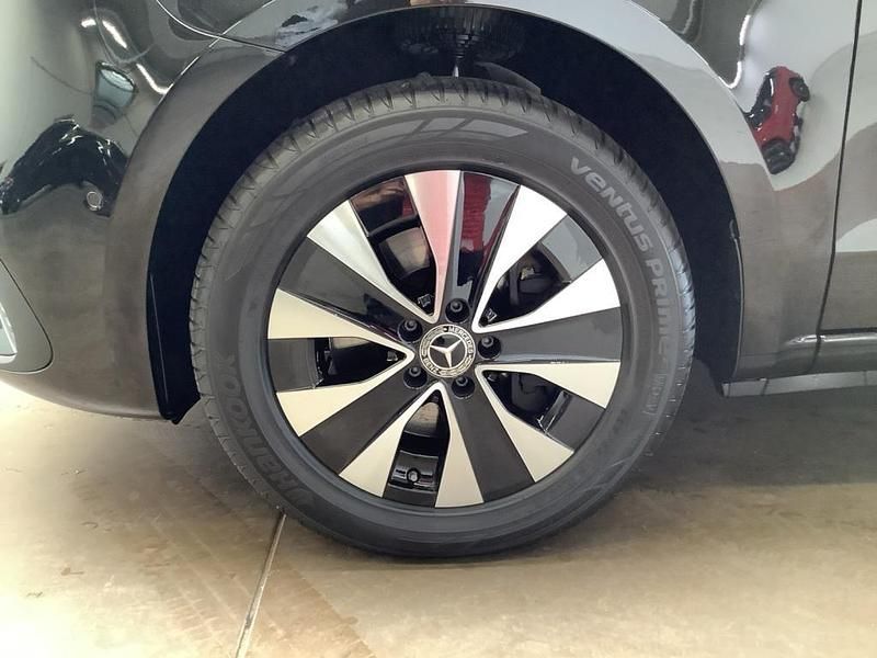 Obsidianschwarz metallic Gebraucht 2024 Mercedes Vito Van / Kleinbus | 53.810 € - Bild 1/4
