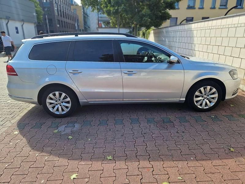 Gebraucht 2014 VW Passat Kombi | 10.950 € (Etwas zu teuer) - Bild 1/4