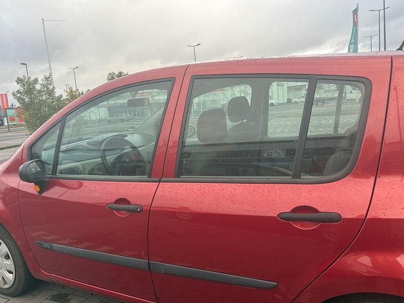 Rot Gebraucht 2005 Renault Grand Modus Van / Kleinbus | 3.300 € - Bild 1/4