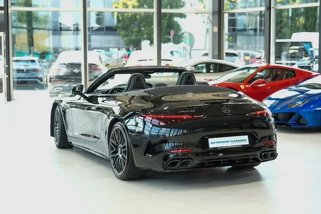 Gebraucht Mercedes SL63 AMG AMG 585 PS (430 kW) 2023 Obsidianschwarz  metalliclack Cabrio