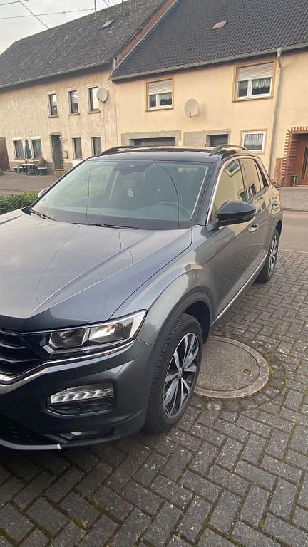 Gebraucht VW T-Roc Style 150 PS (110 kW) 2019 Grau SUV