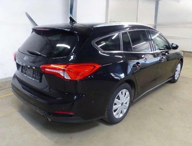 Gebraucht Ford Focus 120 PS (88 kW) 2020 Schwarz Kombi