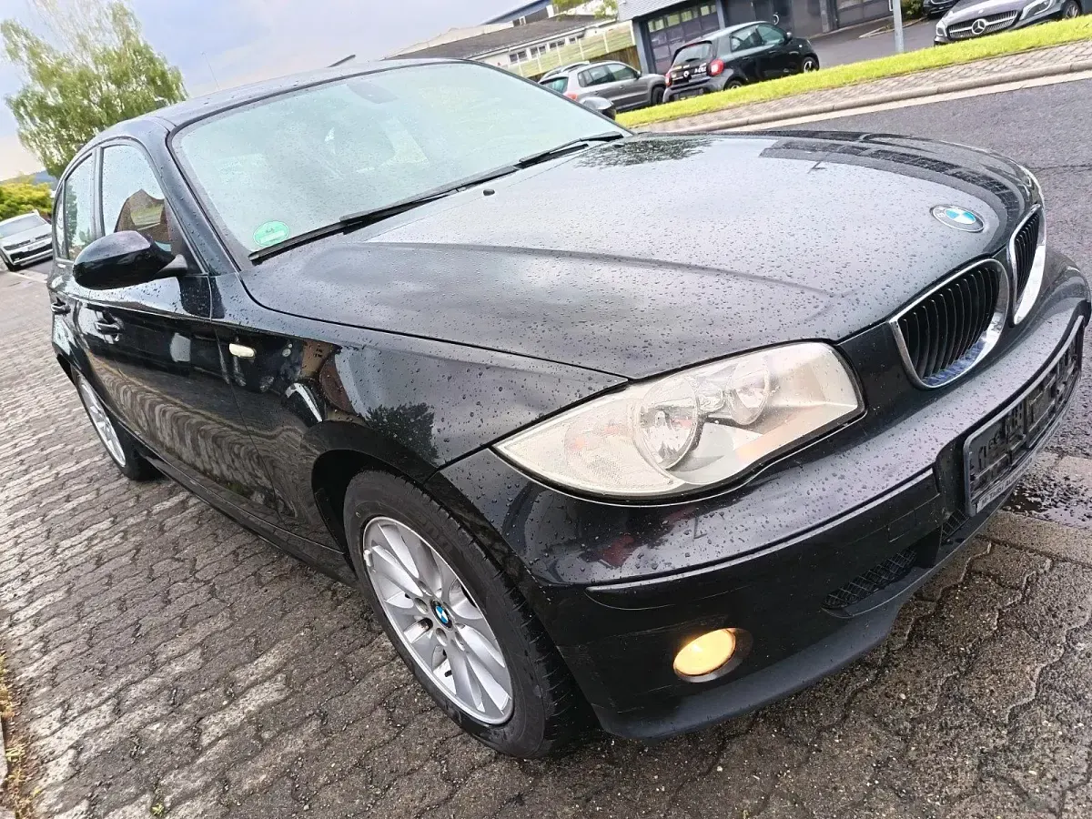 Gebraucht BMW 118 117 PS (86 kW) 2007 Schwarz Kleinwagen