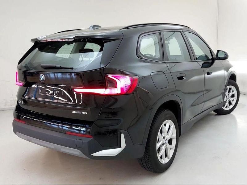 Gebraucht BMW X1 Sport Line 136 PS (100 kW) 2023 Schwarz SUV