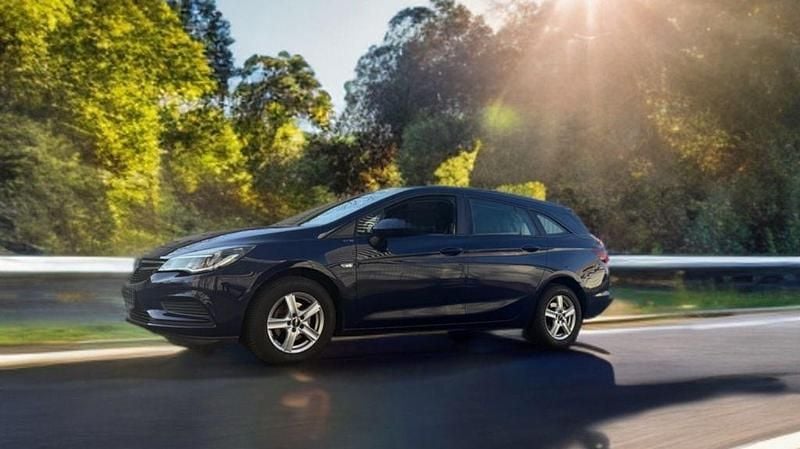 Usata Opel Astra Selection 101 CV (74 kW) 2017 Blu Station wagon