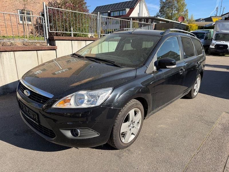 Używany Ford Focus Style 101 KM (74 kW) 2008 Czarny Sedan/Limuzyna