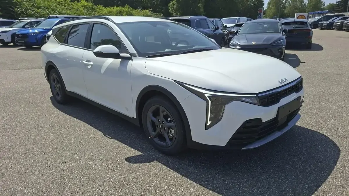 Neu Kia K4 Vision 116 PS (85 kW) 2026 Schneeweiß Kombi