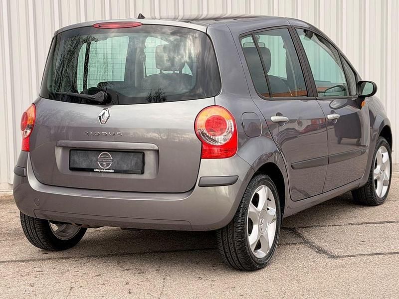 Gebraucht Renault Modus 88 PS (64 kW) 2006 Grau Van / Kleinbus