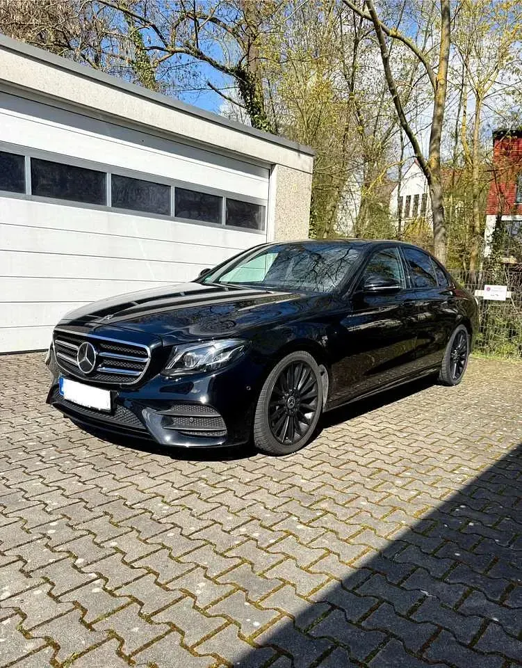 Gebraucht Mercedes E300 245 PS (180 kW) 2019 Schwarz Limousine