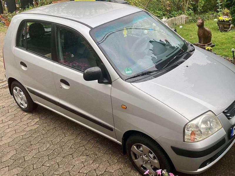 Grau Gebraucht 2005 Hyundai Atos Prime Kleinwagen | 900 € (Fairer Preis) - Bild 1/4