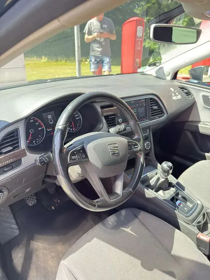 Gebraucht Seat Leon Style 131 PS (96 kW) 2020 Grau Kombi