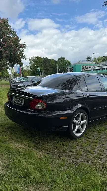 Gebraucht Jaguar X-type Executive 145 PS (106 kW) 2008 Schwarz Limousine