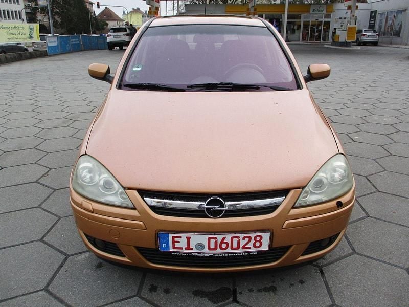 Beige Gebraucht 2005 Opel Corsa Basis Kleinwagen | 800 € (Superpreis) - Bild 1/4