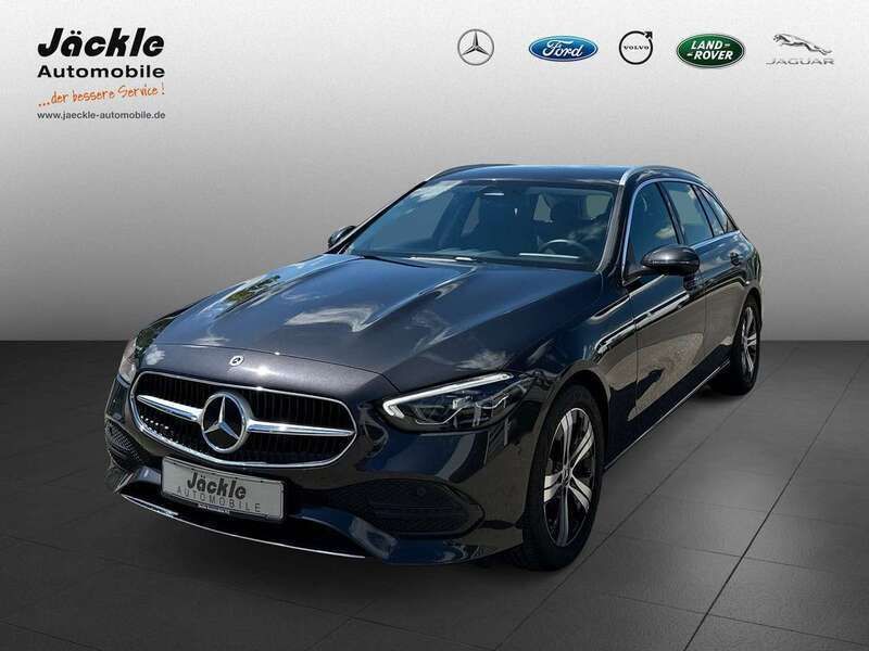 Olivgruen matt Gebraucht 2022 Mercedes C180 Kombi | 33.990 € (Teuer) - Bild 1/4