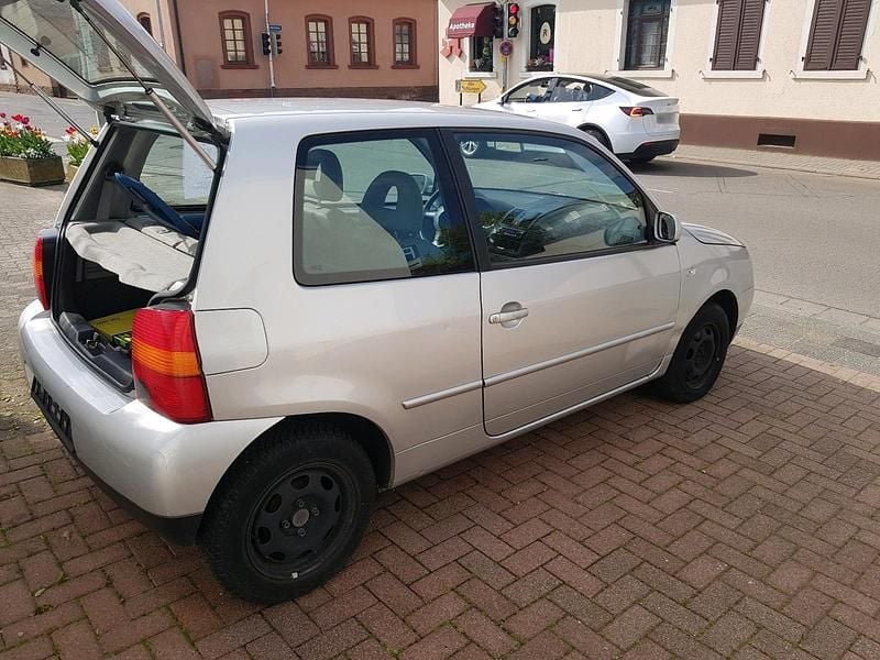 Gebraucht VW Lupo 75 PS (55 kW) 2001 Silber Kleinwagen