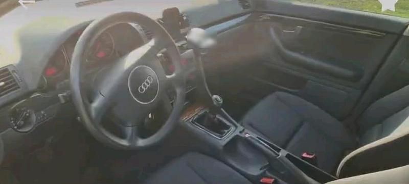 Gebraucht Audi A4 Comfort 102 PS (75 kW) 2002 Schwarz Limousine