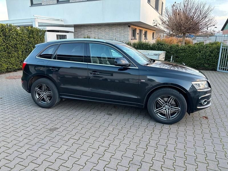Schwarz Gebraucht 2012 Audi Q5 S-Line SUV | 11.990 € (Guter Preis) - Bild 1/4