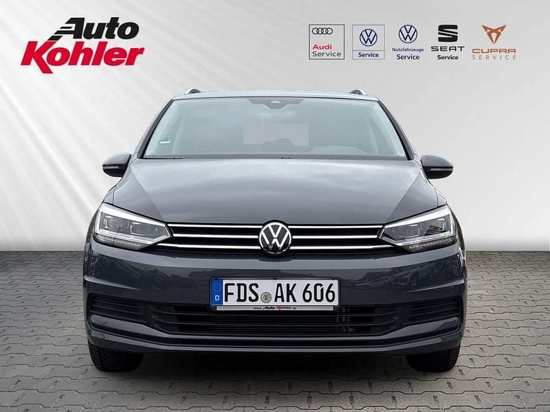 Gebraucht VW Touran Comfortline 150 PS (110 kW) 2024 Delfingrau metallic Van / Kleinbus