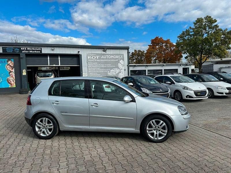 Silber Gebraucht 2008 VW Golf V Edition Limousine | 4.990 € (Etwas zu teuer) - Bild 1/4