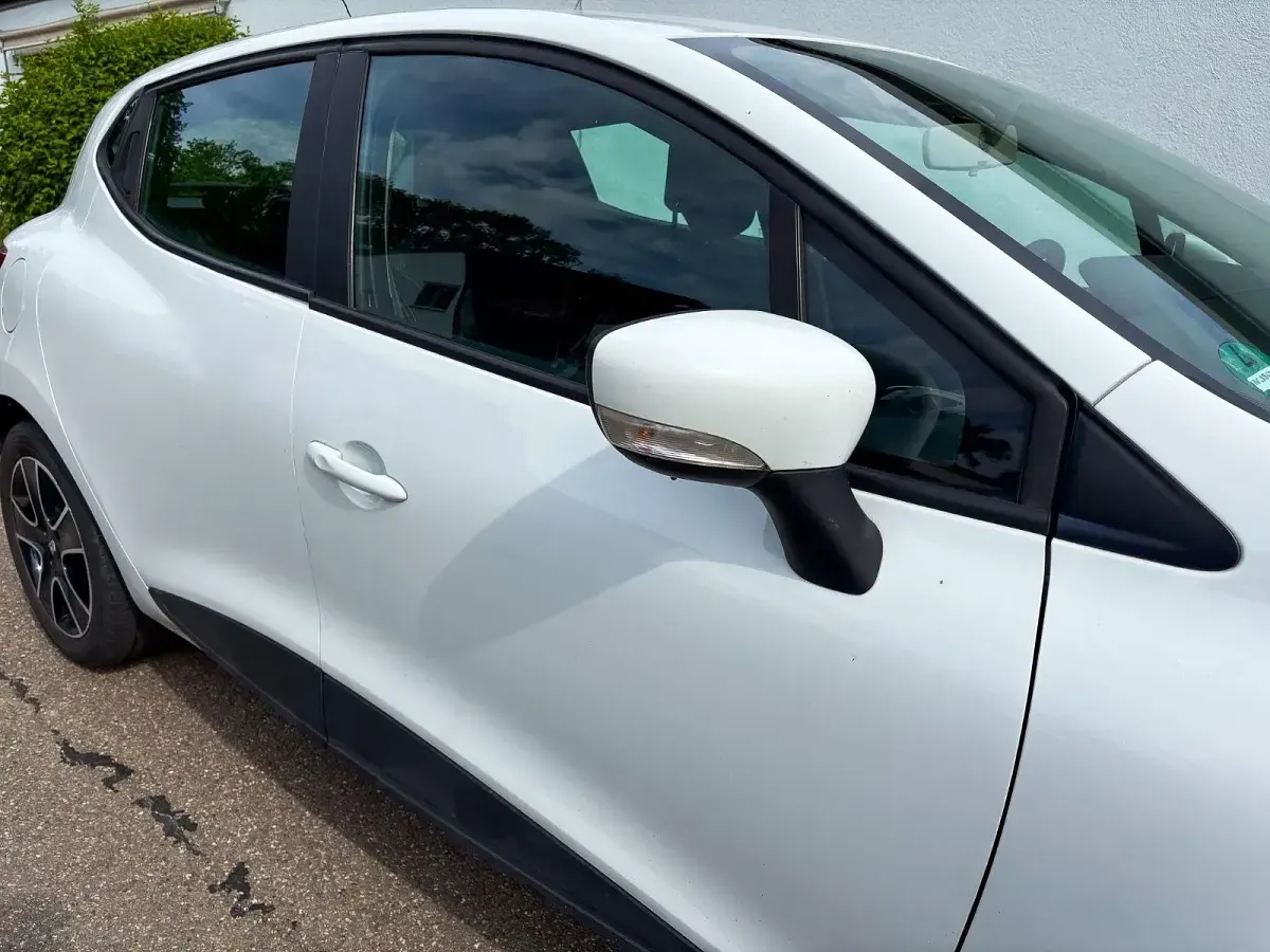 Gebraucht Renault Clio Dynamique 73 PS (53 kW) 2013 Weiß Kleinwagen