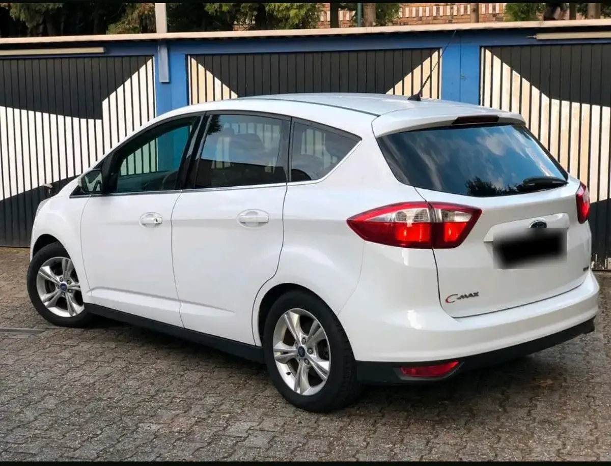 Gebraucht Ford C-MAX 106 PS (77 kW) 2013 Weiß Van / Kleinbus