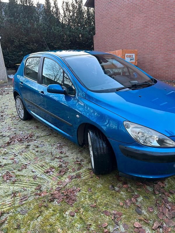 Gebraucht Peugeot 307 109 PS (80 kW) 2003 Blau Kleinwagen