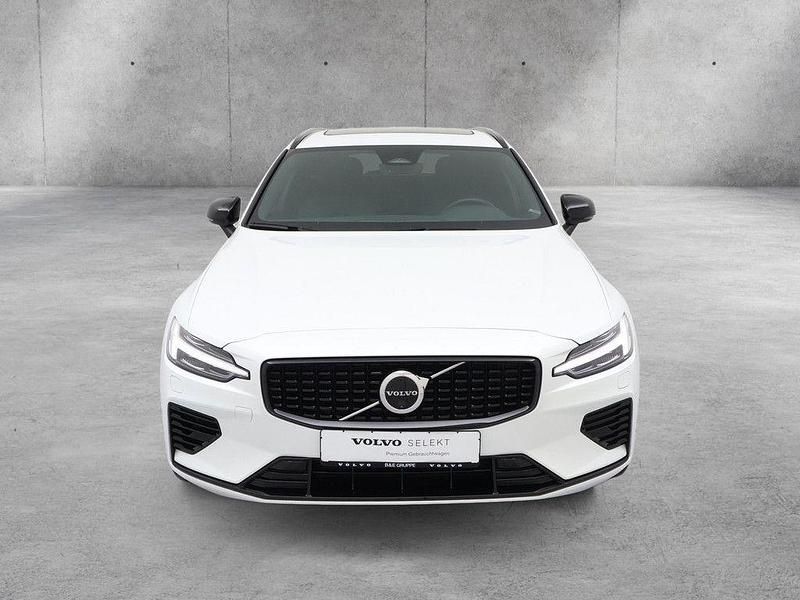 Gebraucht Volvo V60 Plus 398 PS (292 kW) 2025 Weiß Kombi