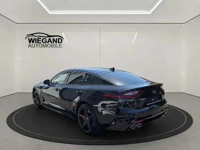 Gebraucht Kia Stinger GT 366 PS (269 kW) 2019 Schwarz Kleinwagen