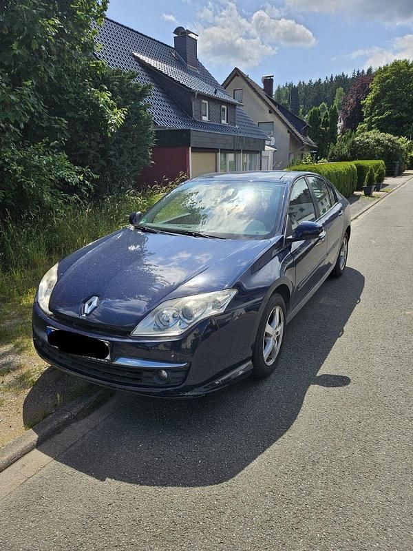 Blau Gebraucht 2008 Renault Laguna III Limousine | 2.500 € (Superpreis) - Bild 1/4