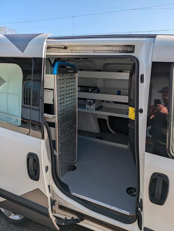 Gebraucht Fiat Doblò 90 PS (66 kW) 2013 Weiß Van / Kleinbus