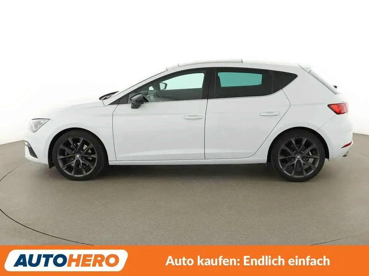 Gebraucht Seat Leon FR 150 PS (110 kW) 2019 Nevada white Limousine