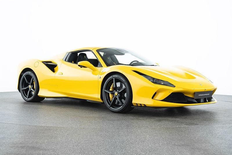 Gebraucht Ferrari F8 721 PS (530 kW) 2022 Giallo modena Cabrio
