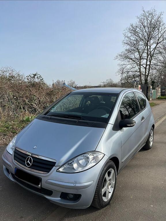 Gebraucht Mercedes A150 Elegance 95 PS (69 kW) 2008 Blau Limousine