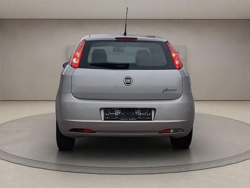 Gebraucht Fiat Punto Pop 69 PS (50 kW) 2013 Silber Kleinwagen