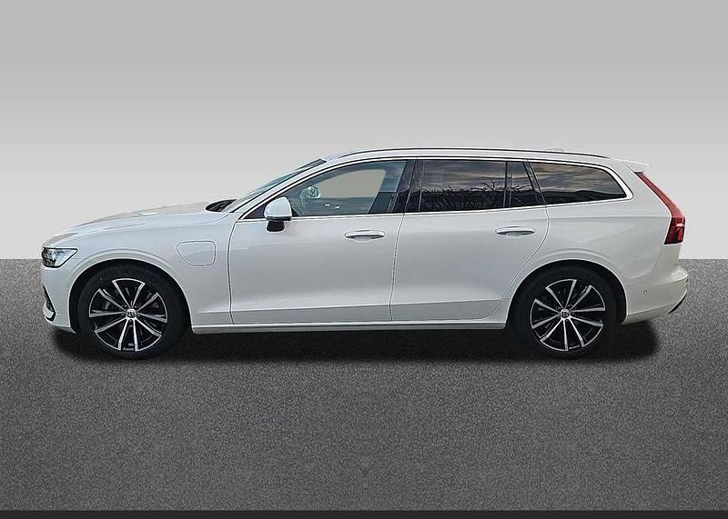 Gebraucht Volvo V60 Core 349 PS (256 kW) 2024 Weiß Kombi