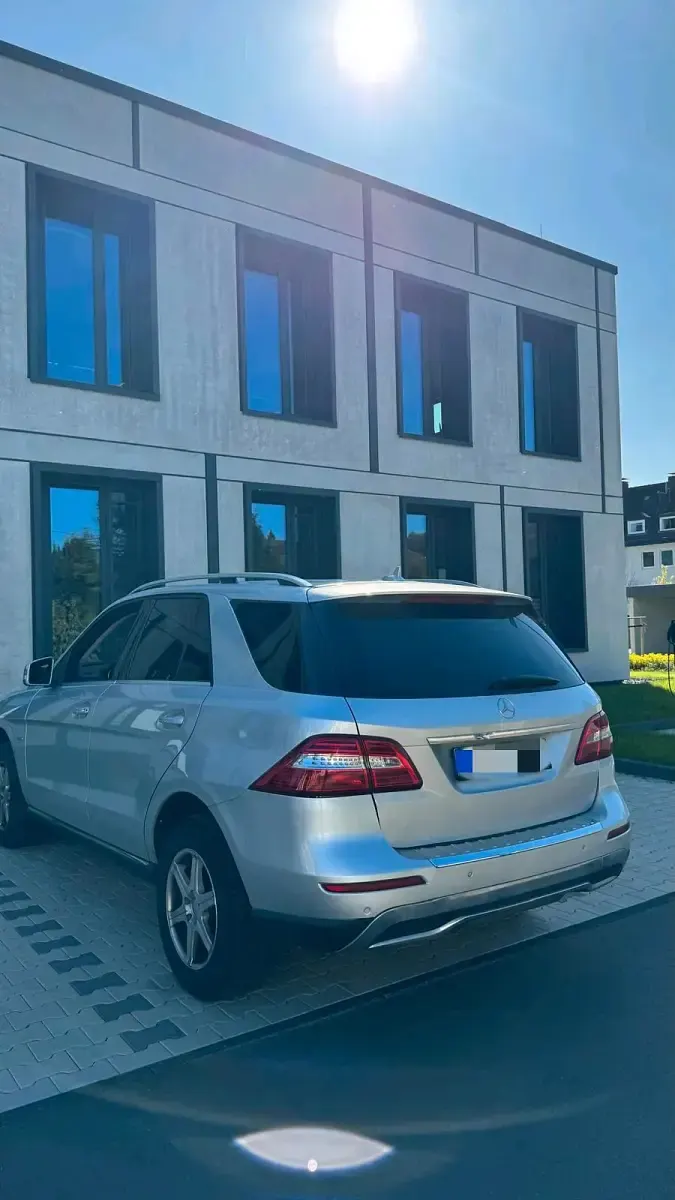 Używany Mercedes ML250 204 KM (150 kW) 2012 Srebrny SUV