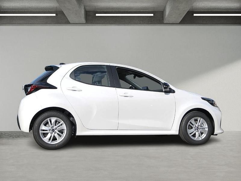 Gebraucht Mazda 2 Center-Line 116 PS (85 kW) 2025 Weiß Kleinwagen