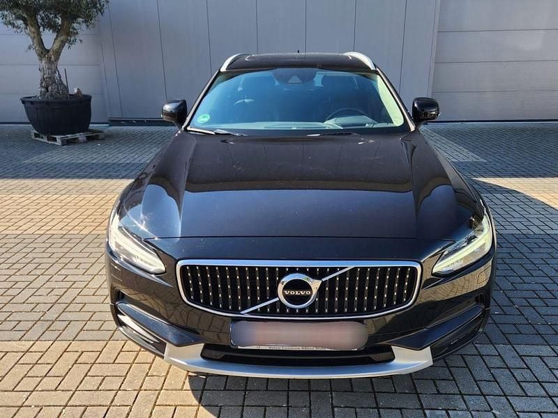 Gebraucht Volvo V90 CC Basis 235 PS (172 kW) 2018 Schwarz Kombi