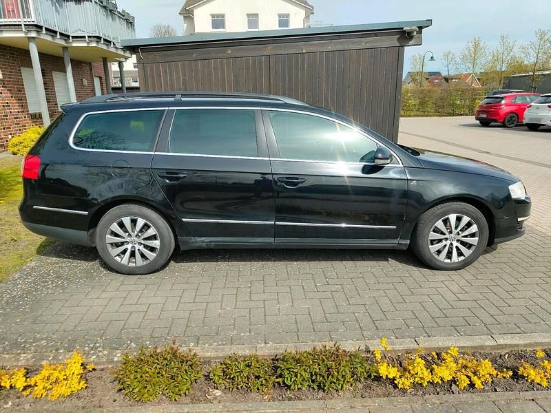 Gebraucht VW Passat 140 PS (102 kW) 2009 Schwarz Kombi