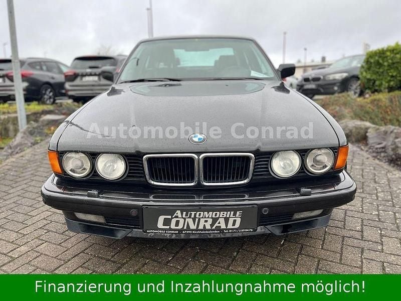 Gebraucht BMW 740 Performance 286 PS (210 kW) 1992 Schwarz Limousine