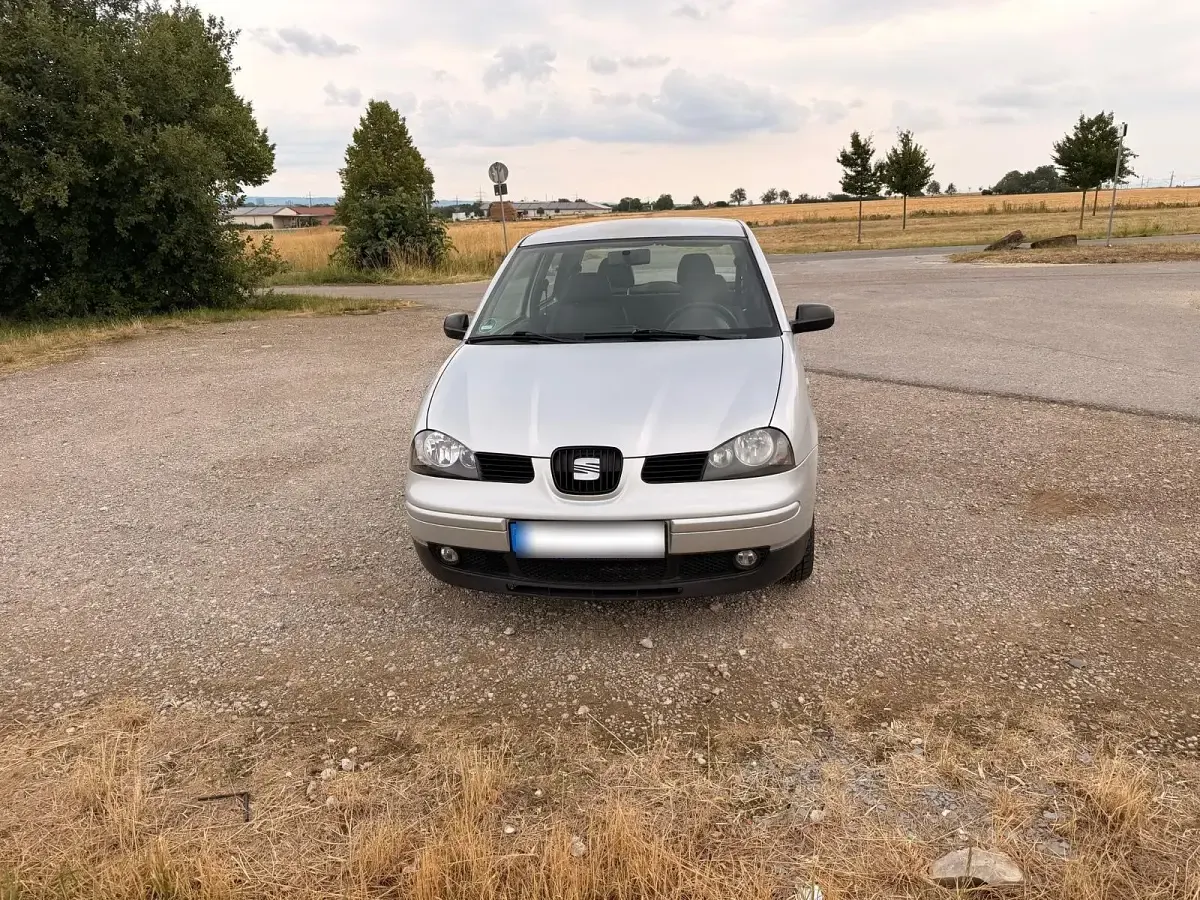 Gebraucht Seat Arosa 60 PS (44 kW) 2004 Silber Kleinwagen