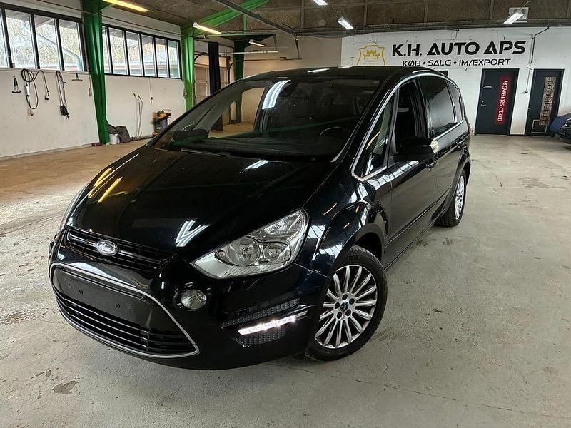 Gebraucht Ford S-MAX Titanium 145 PS (106 kW) 2010 Schwarz Van / Kleinbus