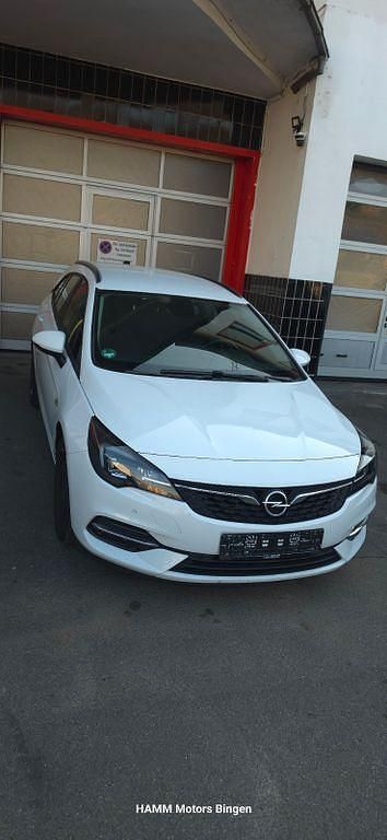 Gebraucht Opel Astra 105 PS (77 kW) 2020 Weiß Kombi