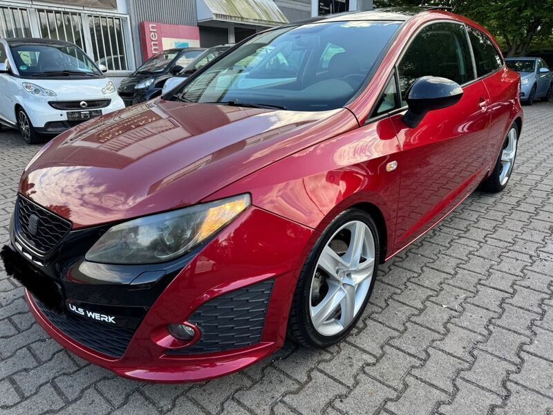 Rot Gebraucht 2010 Seat Ibiza SC FR Kleinwagen | 6.500 € (Fairer Preis) - Bild 1/4