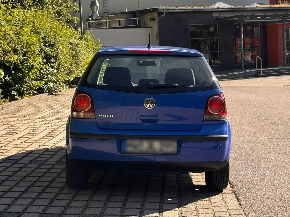 Gebraucht VW Polo 60 PS (44 kW) 2007 Blau Kleinwagen