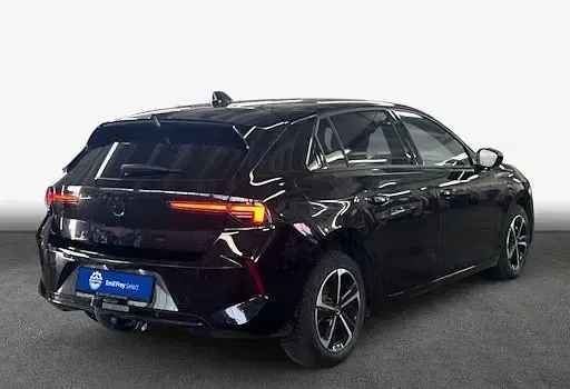 Gebraucht Opel Astra 131 PS (96 kW) 2025 Schwarz Kleinwagen